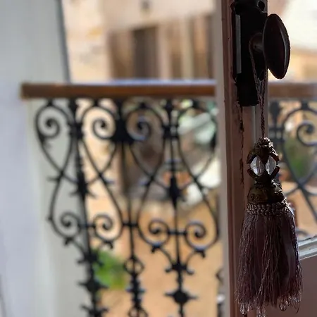 Bed & Breakfast La Clé De La Porte Antibes